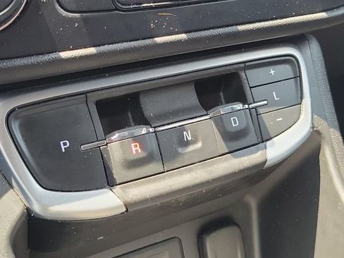 Used 2022 GMC Terrain SLE w/ Driver Convenience Package FWD image 33