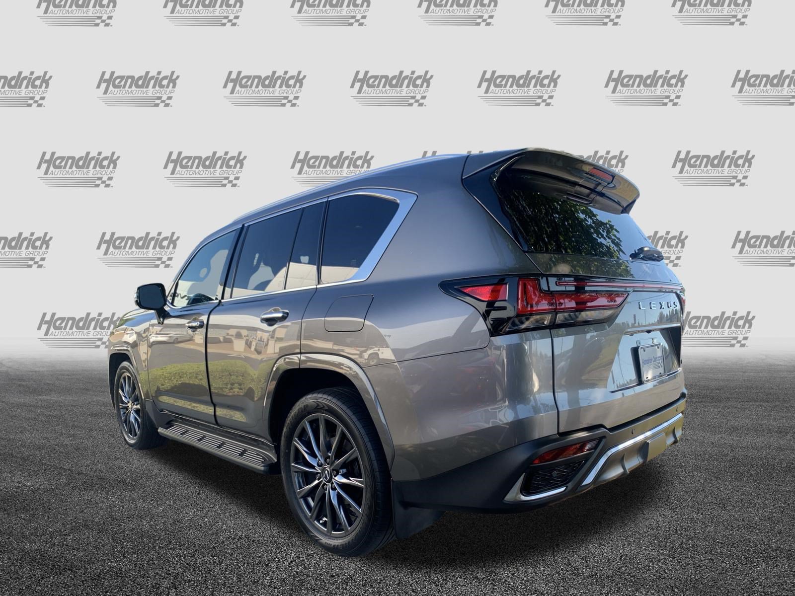 Used 2024 Lexus LX 600 F Sport AWD/4WD image 8