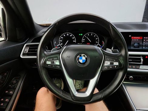 Used 2019 BMW 330i Sedan w/ Driving Assistance Package RWD image 17