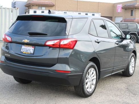 Used 2021 Chevrolet Equinox LS image 5