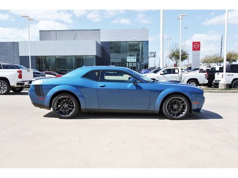 Used 2022 Dodge Challenger R/T Scat Pack image 7