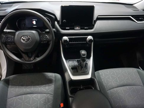 Used 2024 Toyota RAV4 XLE image 17