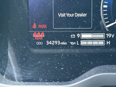 Used 2025 Toyota Tundra Limited w/ TRD Off-Road Package AWD/4WD image 14