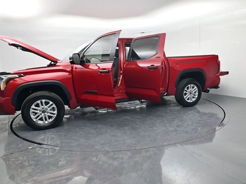 Used 2024 Toyota Tundra SR5 w/ SR5 Convenience Package image 65