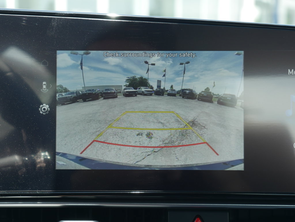 New 2026 Hyundai Elantra SEL FWD image 11