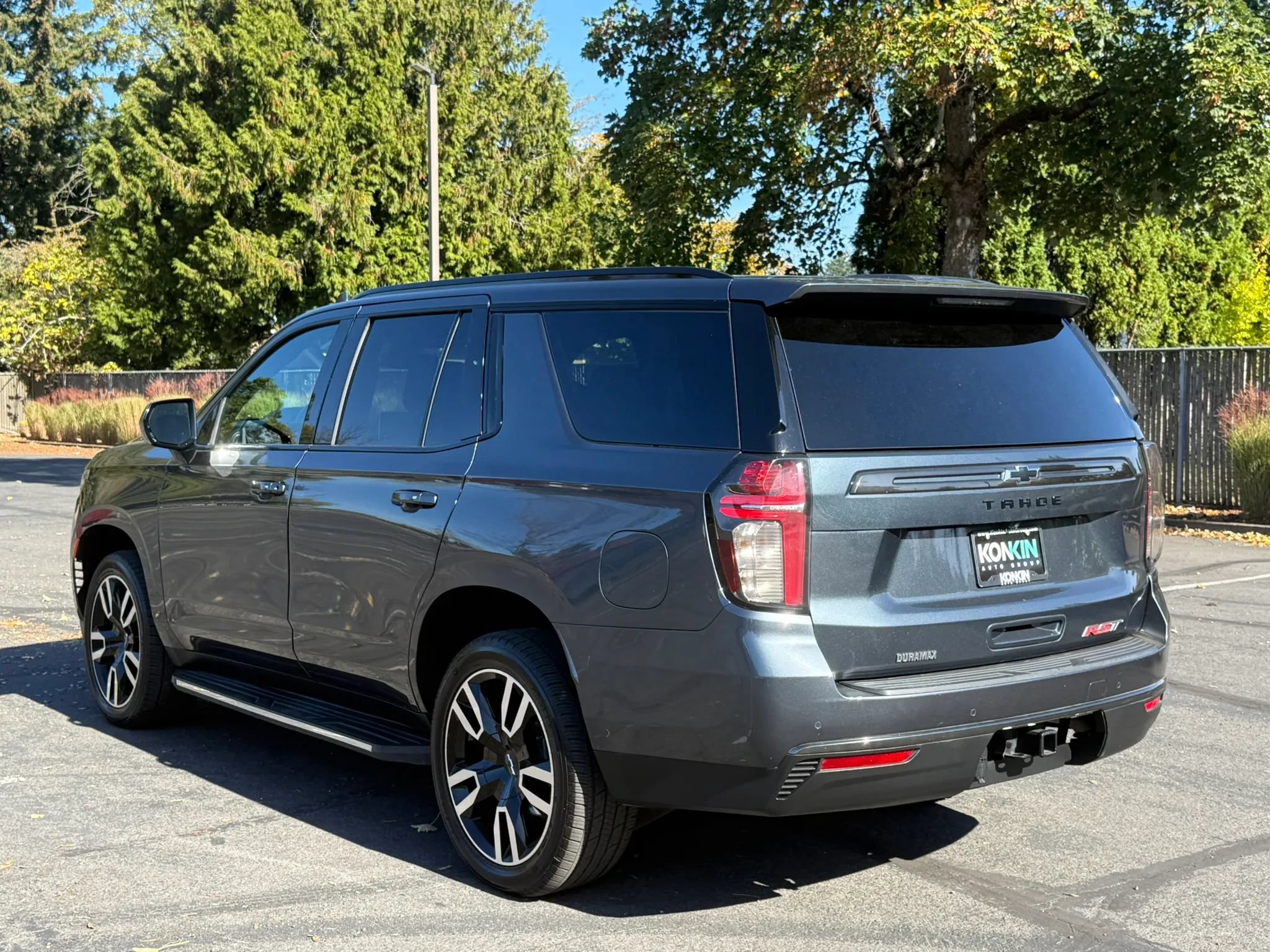 Used 2021 Chevrolet Tahoe RST w/ Rear Media and Nav Package AWD/4WD image 3