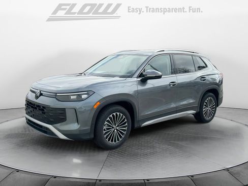 New 2026 Volkswagen Tiguan S image 3