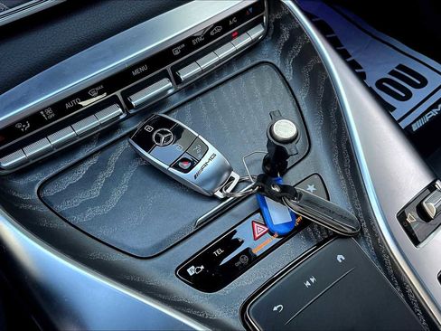 Used 2022 Mercedes-Benz AMG GT 43 image 14