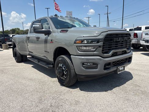 New 2027 RAM 3500 Lone Star AWD/4WD image 8