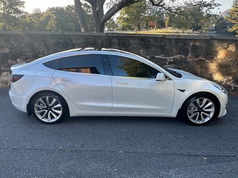 Used 2020 Tesla Model 3 Long Range image 9
