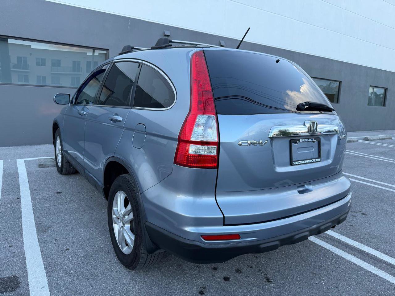 Used 2011 Honda CR-V EX-L image 9