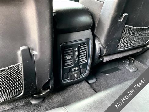 Used 2021 Jeep Grand Cherokee Limited w/ Sun & Sound Group AWD/4WD image 30