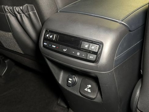 Used 2021 Hyundai Palisade Calligraphy AWD/4WD image 18