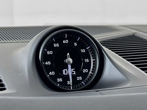 New 2026 Porsche Cayenne image 16