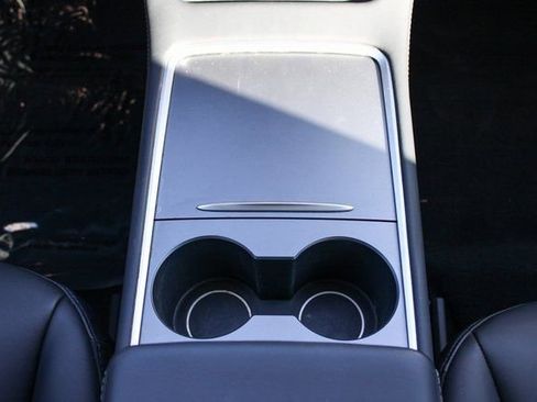 Used 2023 Tesla Model 3 Long Range image 17