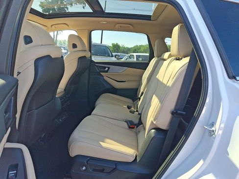 Used 2024 Acura MDX SH-AWD image 11