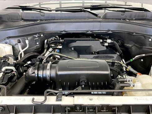 Used 2020 Ford Explorer XLT w/ Equipment Group 202A image 9