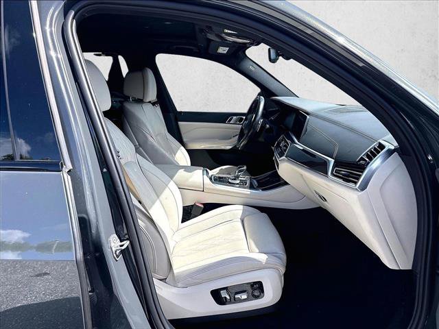 Used 2022 BMW X5 M50i w/ Executive Package AWD/4WD image 9