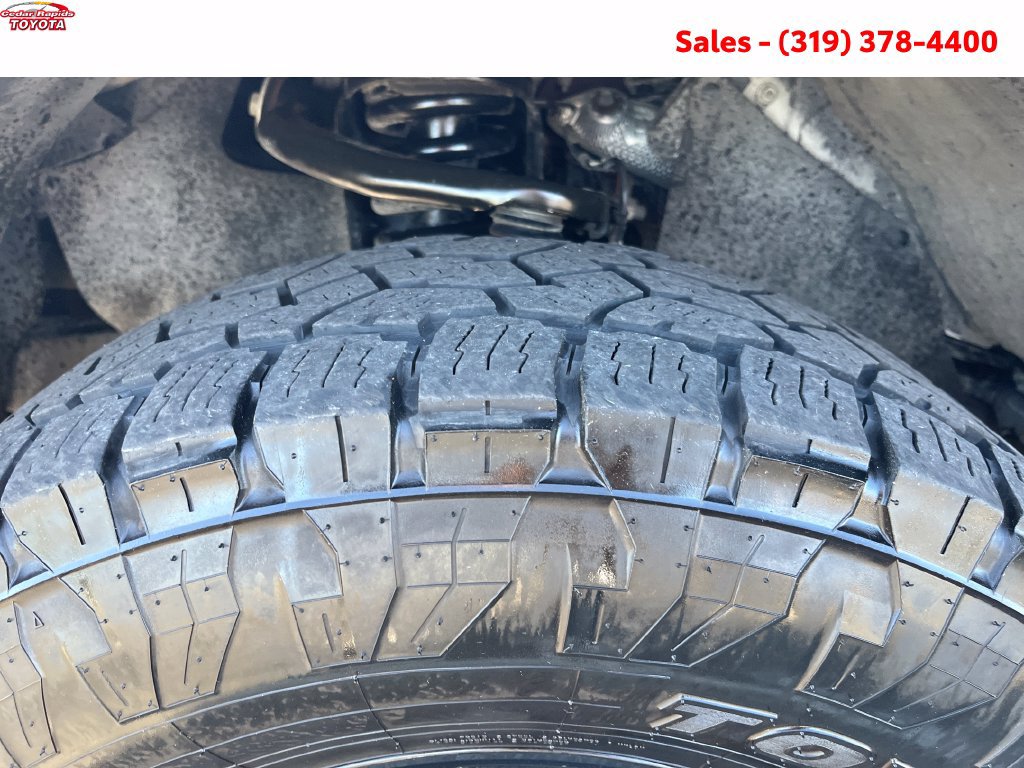 Certified 2020 Toyota Tacoma SR5 w/ Technology Package AWD/4WD image 13
