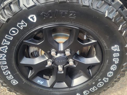 Used 2020 Jeep Wrangler Sport AWD/4WD image 41