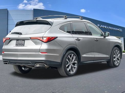 Used 2022 Acura MDX w/ Technology Package AWD/4WD image 4