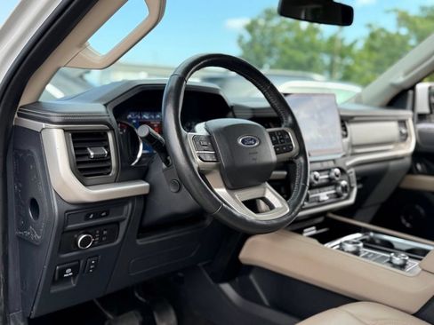 Certified 2023 Ford Expedition XLT AWD/4WD image 11