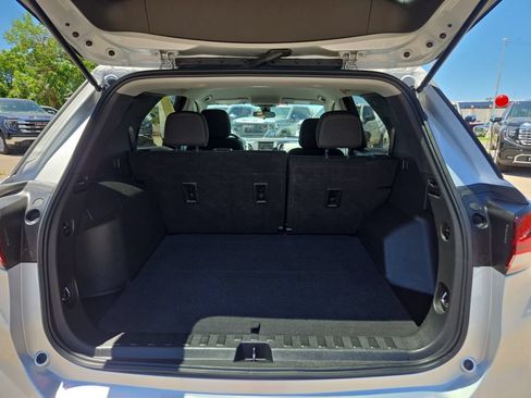 Used 2022 Chevrolet Equinox LT AWD/4WD image 17