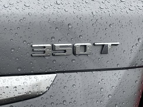 Certified 2024 Cadillac XT5 Luxury w/ LPO, Floor Liner Package image 37