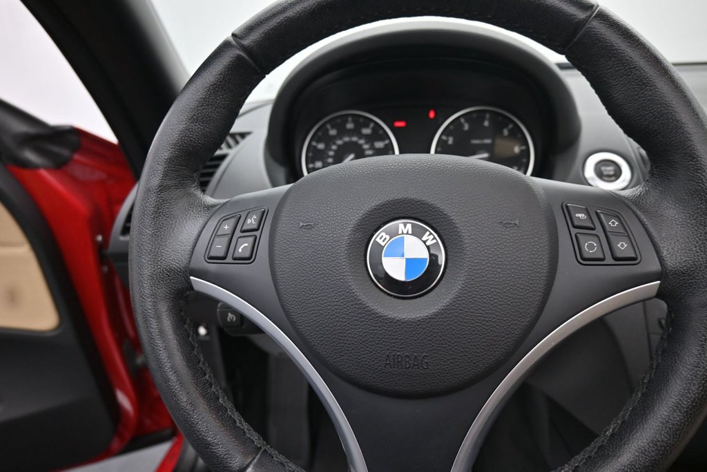 Used 2012 BMW 128i Convertible RWD image 17