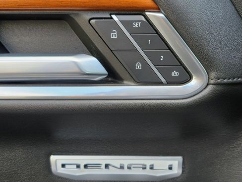 Used 2022 GMC Sierra 1500 Denali AWD/4WD image 27