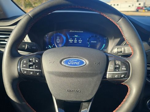 Used 2021 Ford Escape SEL w/ SEL Stealth AWD Package image 21