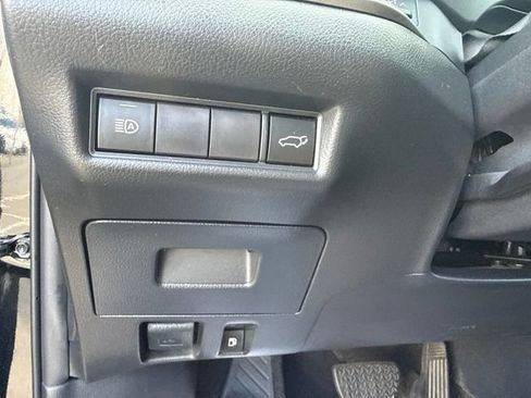 Used 2024 Toyota Grand Highlander AWD image 16