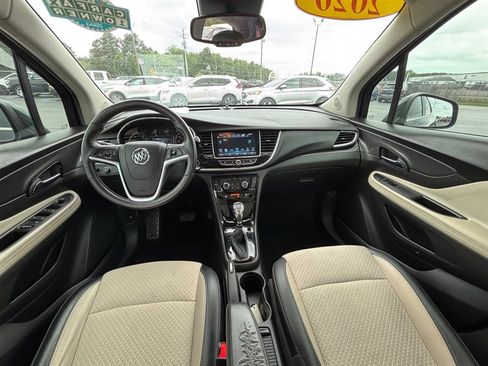 Used 2020 Buick Encore Preferred w/ Safety Package FWD image 14
