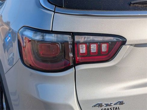 New 2024 Jeep Compass Sport image 17