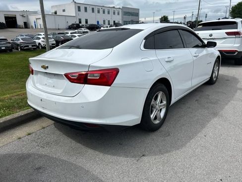 Used 2021 Chevrolet Malibu LS FWD image 3