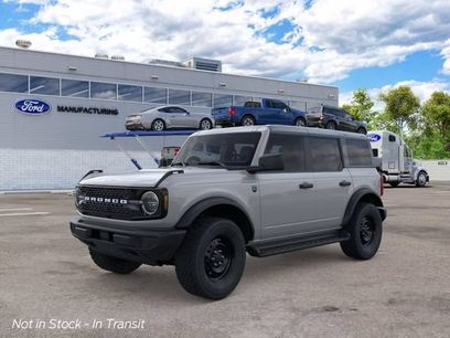 New 2026 Ford Bronco Big Bend w/ Black Appearance Package