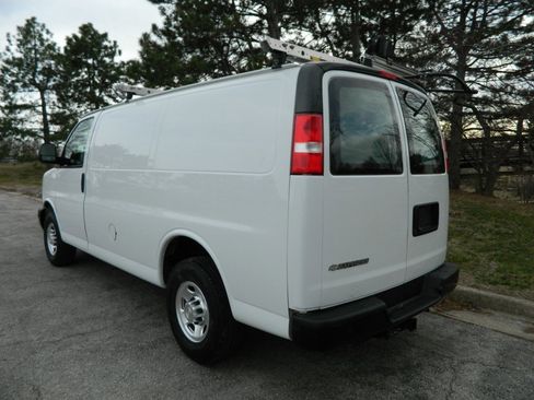 Used 2019 Chevrolet Express 2500 w/ Communications Package image 6