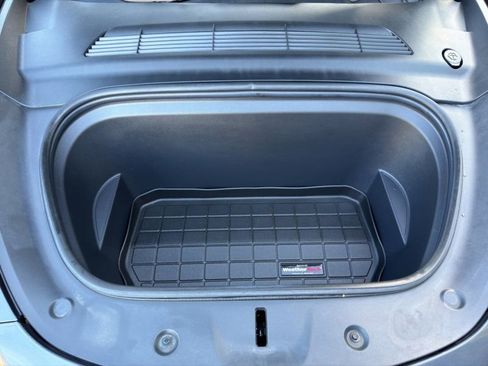 Used 2022 Tesla Model Y Performance image 20