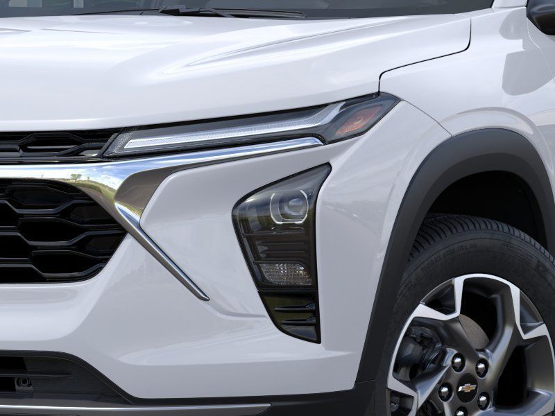 New 2026 Chevrolet Trax LT w/ Driver Confidence Package FWD image 39