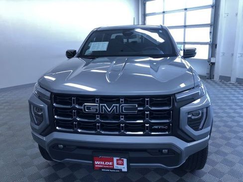 Used 2024 GMC Canyon AT4 w/ Technology Package AWD/4WD image 8