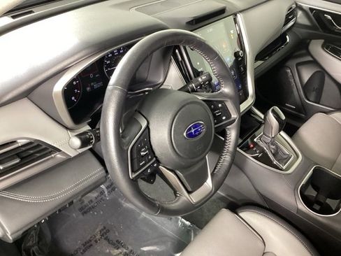 Used 2022 Subaru Outback Limited image 10