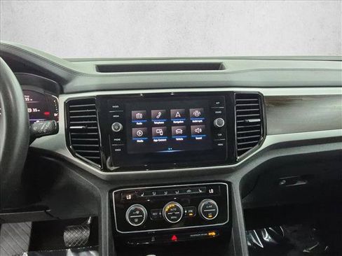 Used 2022 Volkswagen Atlas SE FWD image 15