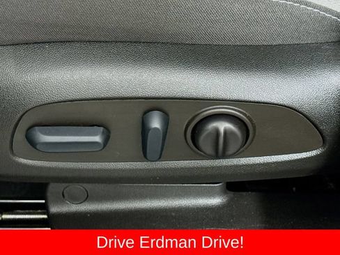 Used 2022 Chevrolet Equinox LT AWD/4WD image 12