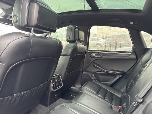 Used 2017 Porsche Macan GTS image 25