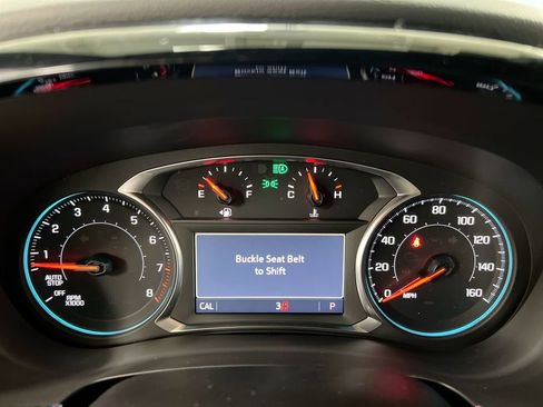 Used 2023 Chevrolet Traverse LT image 11