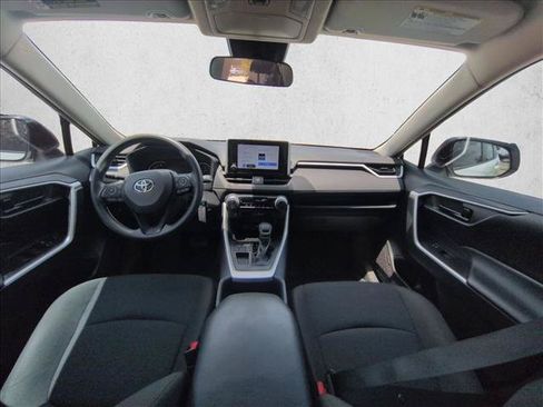 Used 2023 Toyota RAV4 LE FWD image 15