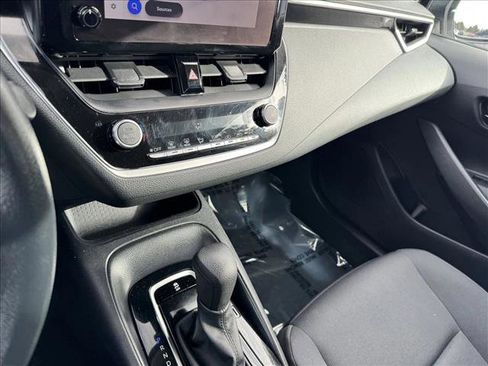 Used 2024 Toyota Corolla LE FWD image 15