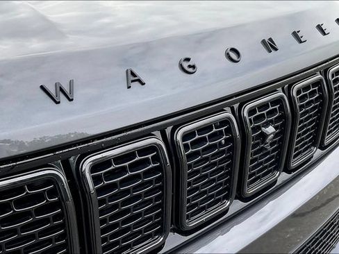 Used 2025 Jeep Wagoneer Series II w/ Convenience Group I AWD/4WD image 34