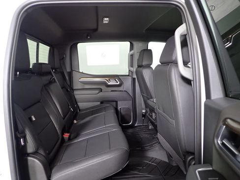 New 2026 Chevrolet Silverado 1500 RST w/ Dark Appearance Package AWD/4WD image 36