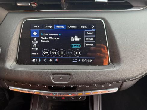 Used 2023 Cadillac XT4 Premium Luxury w/ Cold Weather Package AWD/4WD image 16